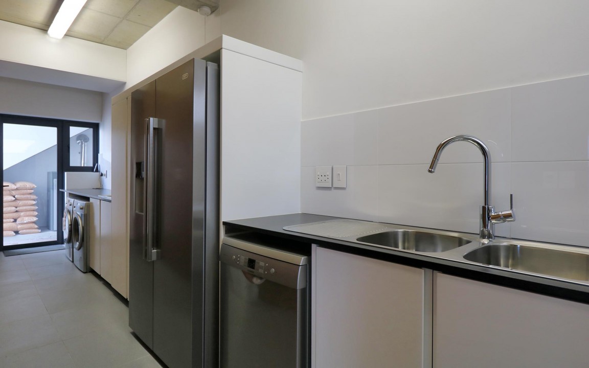 self-catering-accommodation-gordons-bay-22-protea-34