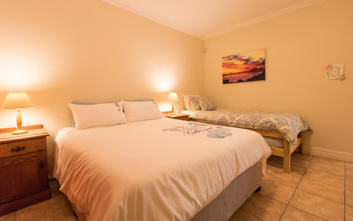 self-catering-accommodation-gordons-bay-goldwater-09