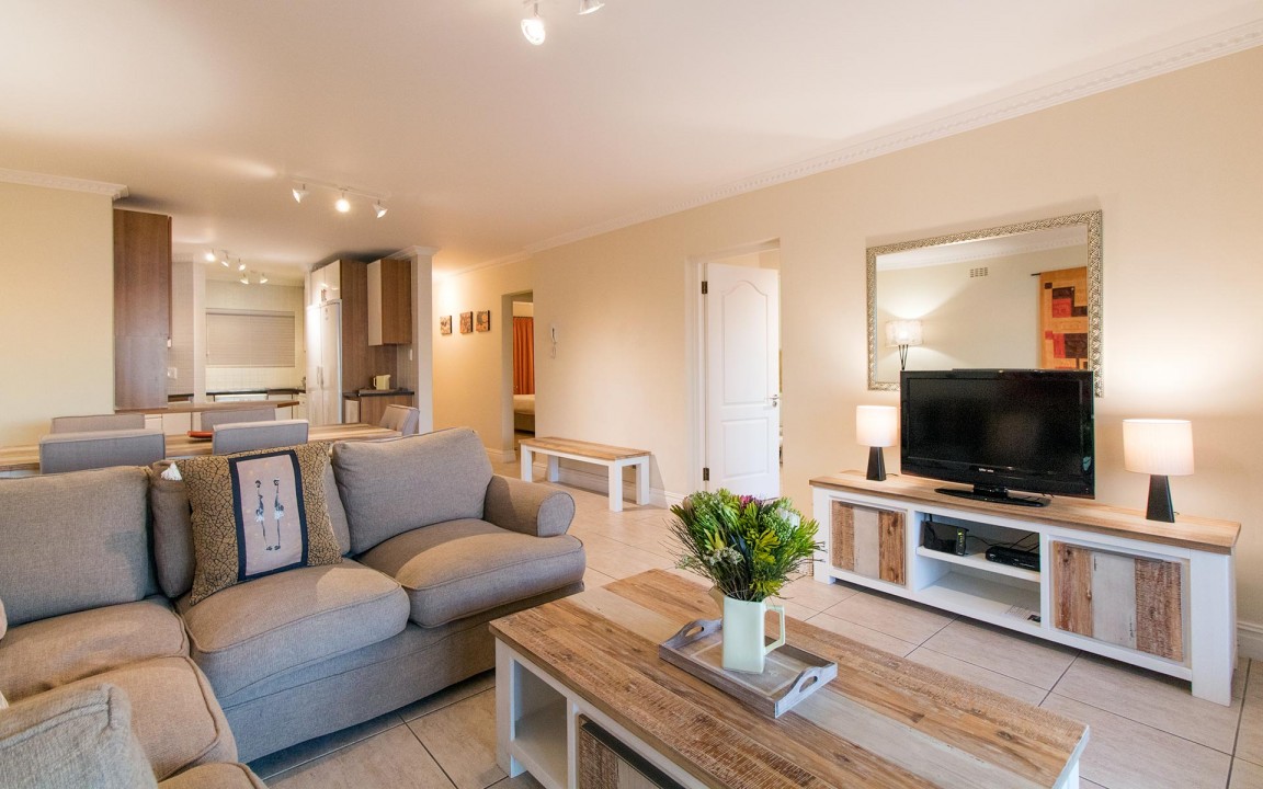 self-catering-accommodation-gordons-bay-goldwater-23