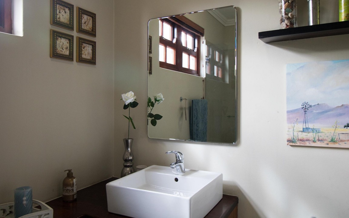 self-catering-accommodation-strand-greenways-01