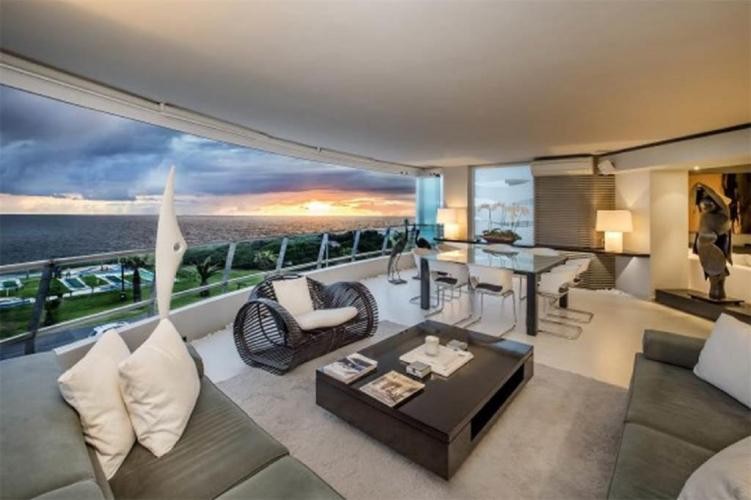 2copy322453296Standard