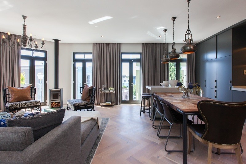 {250FE0A7-7D98-4B99-8D09-1A0CD881EE67}