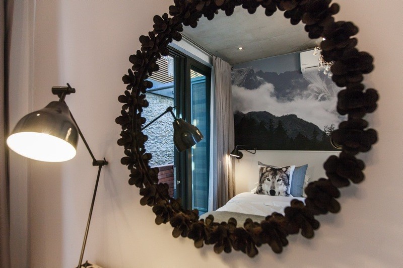 {32493277-205E-4A31-876A-793344E1DF9E}