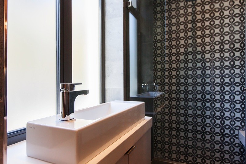 {4231210C-0303-42D1-BF0D-690D45E5BF63}