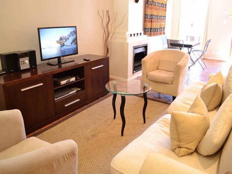 {BDD15B57-776D-42C3-BD44-FF5DB5CFE982}