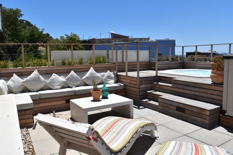 {043E864D-D9E2-4DBD-BF04-561508A5579D}