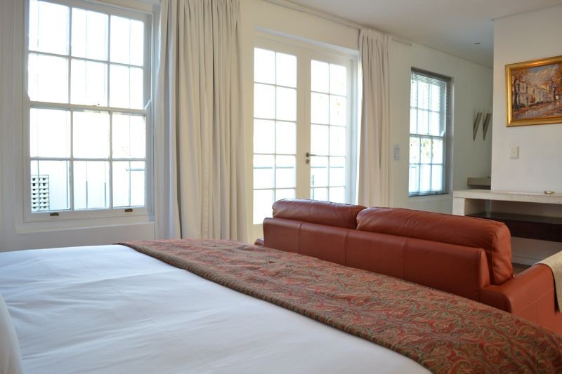 {38858374-6AAF-43B7-94A9-89862E40C7A2}