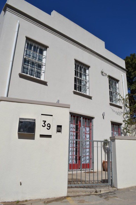 {B1A95E08-9D09-45B5-BDA8-EB7873D4F203}