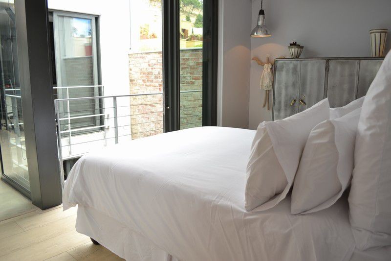 {CBDF504A-90D1-4EFF-B57A-7147D72D7C83}