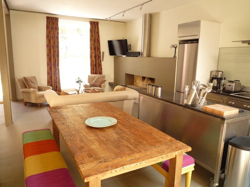 {AE740DEB-7798-4581-9E2A-6638D7C54B5D}