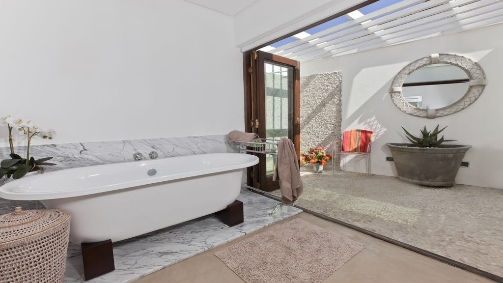 afa9ec73-d013-49ba-b817-ce12074ddf7e.c10