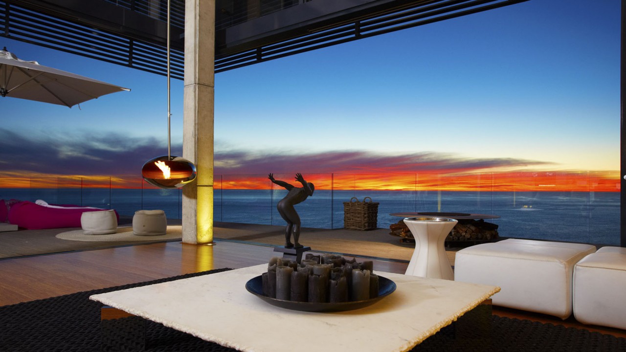 loungesunsetview-1800x1013