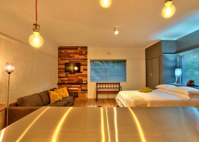 85174_541fbf-700x500