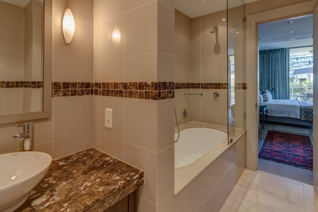 36ad085c-663f-444b-8c72-b94be3249245