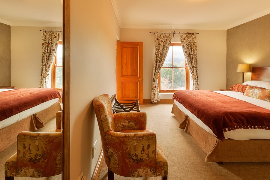 De-Zalze-Lodge-Golf-Course-facing-suite-3