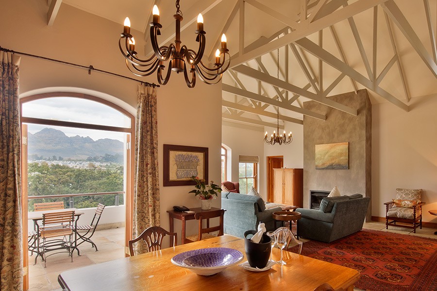 De-Zalze-Lodge-Golf-Course-facing-suite-6