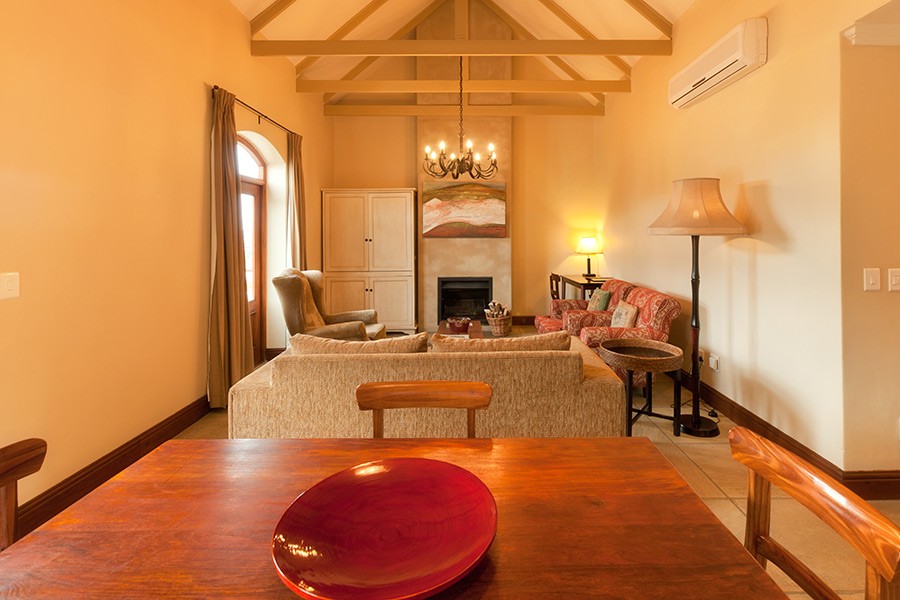 De-Zalze-Lodge-Golf-Course-facing-suite-8