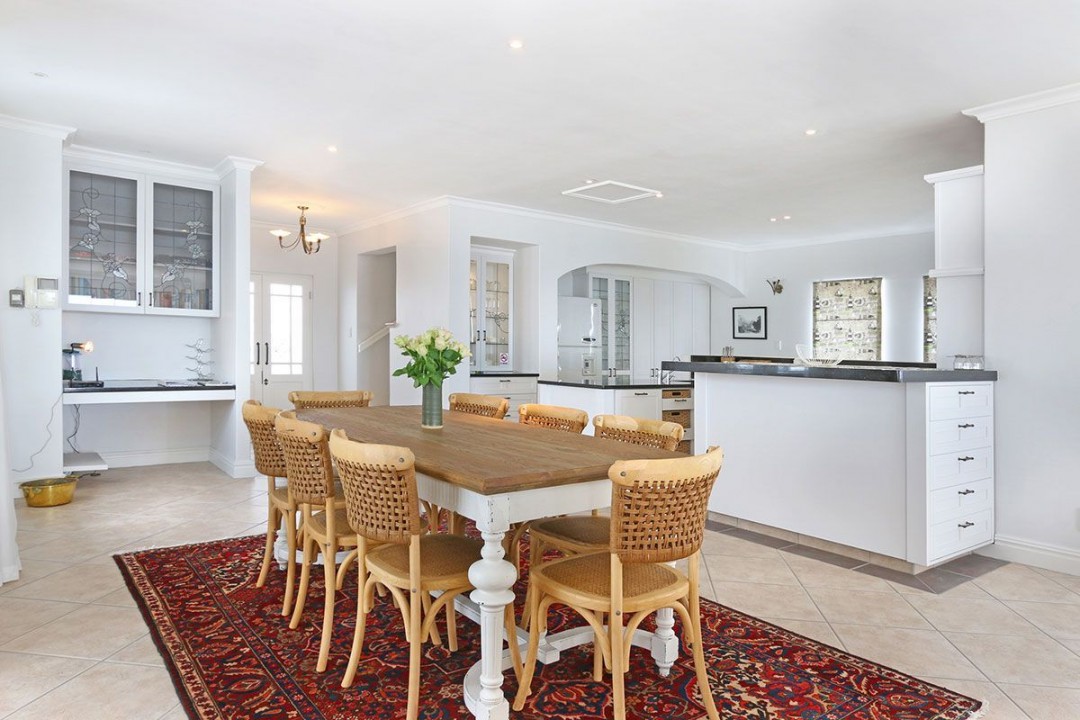 Simonstown-Self-Catering-Holiday-Accommodation-Sleeps-815