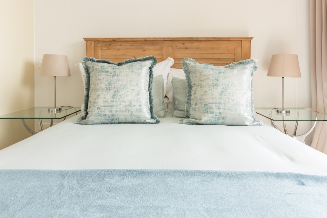 ea66d31e-e4d6-4725-a816-1f6607ceb585