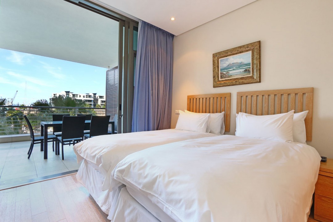 6b5b722c-8045-4e66-bca4-c98516df14cf