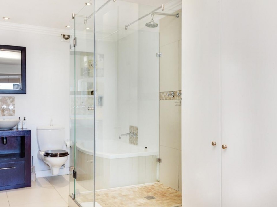 8b38d9d4-a8c2-438c-8d70-ab5b0ab62565