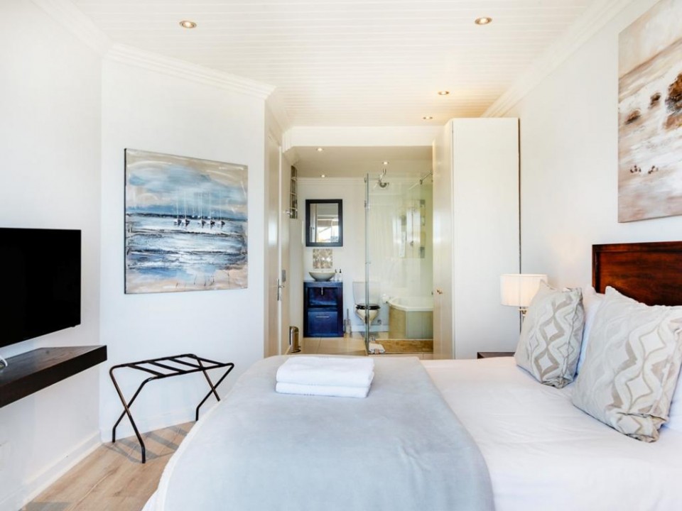 a25b9eef-3e79-42b0-a12f-2213c5ad3aa6