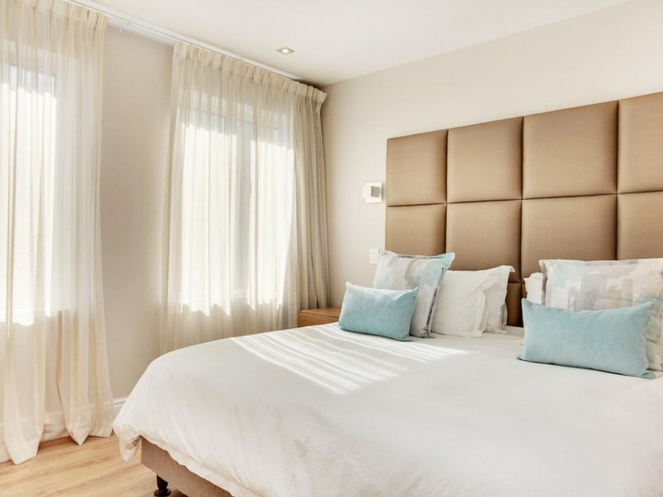 f3c0d9d8-223a-44e1-8e6b-f901b24cbea9