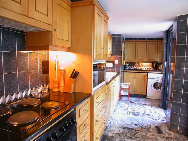 suite3kitchen3-