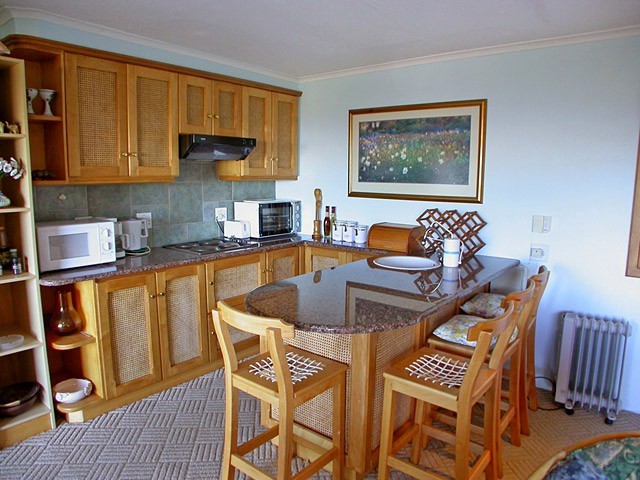 5-suite2lounge13-lrg