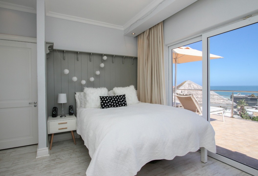 78 Camps Bay Drive, Bakoven-50
