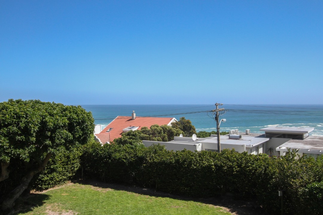 78 Camps Bay Drive, Bakoven-7