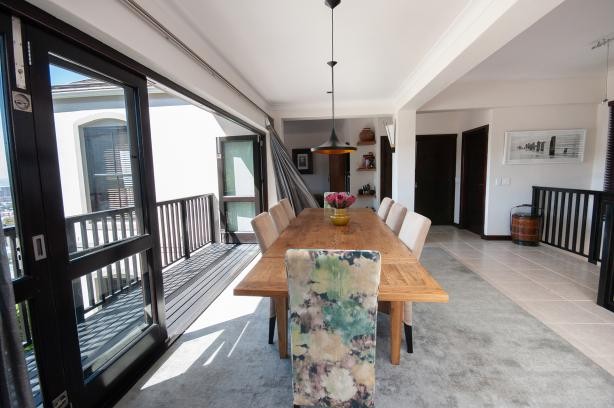 PORTRAIT-408-bb77ac62ea09b9d142f19736cb2ff8a55f6bdb54d578de74c856b7ad5c4e7bd6