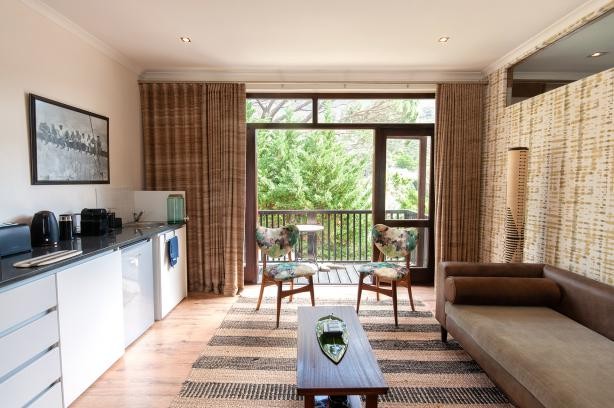 PORTRAIT-408-dee994f8f90e1ecd13d25f9e1670029acac399fd7da2608b81a6d6bebd7e9e2d