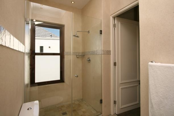 PORTRAIT-408-cfbef101efa3138d0af7041c64b7aefda43ee5571d536c3abd5b0294196f092b