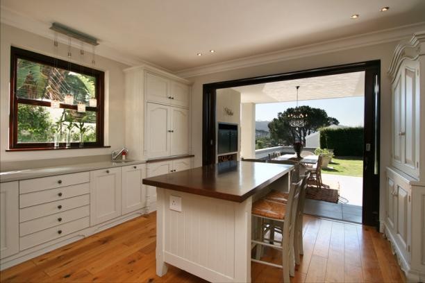 PORTRAIT-408-e0e590c818d28370918daff6dce9ce49d5a41949427692565ee98a573d849795