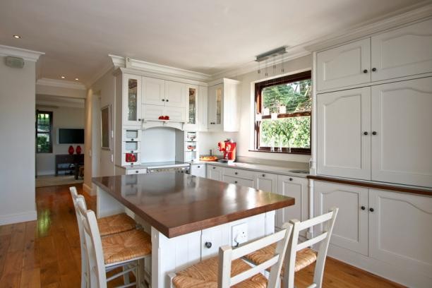 PORTRAIT-408-ed93d90f50d78ff32a039e818a19962dbeca4c69e02372c194bd315edeee2fe5