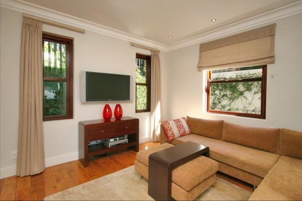 PORTRAIT-408-fd64d7285b644847c020cf072863b7bb1d4246127afbb5056371685dc1ea0fca