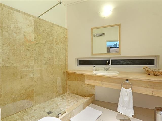 599eb871-2115-4b59-ae56-e7e961c1a164