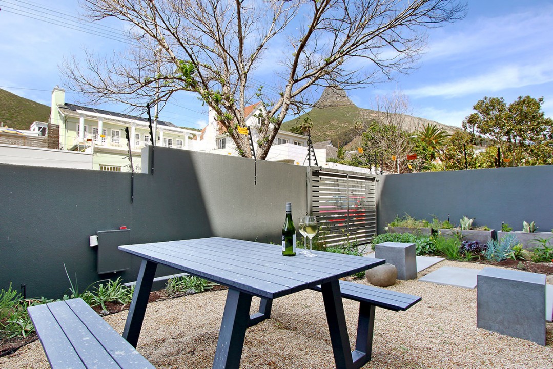 totalstay-address-102-17