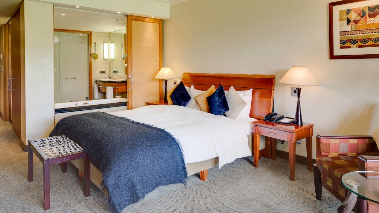 cptak-guestroom-0004-hor-wide