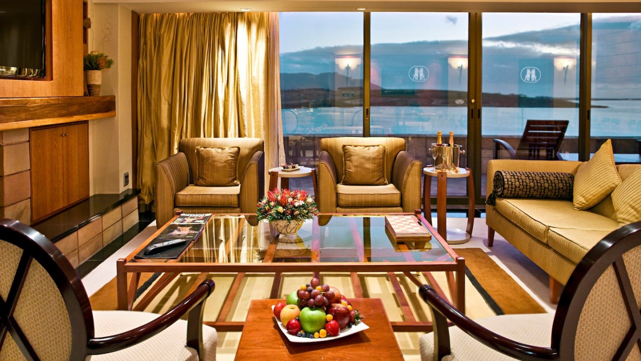 cptak-suite-0010-hor-wide