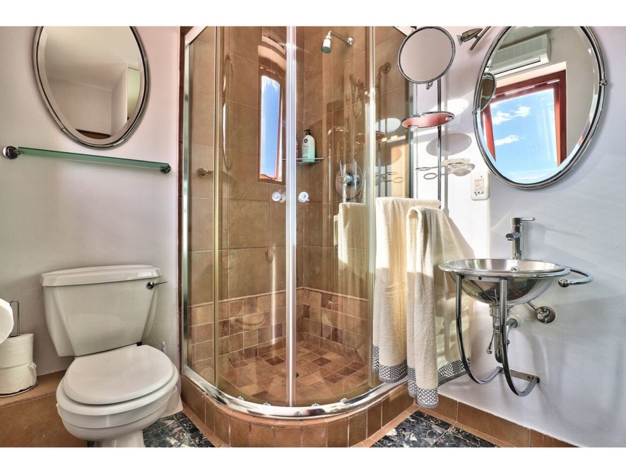 U0N0kk-g.jpeg-886x670