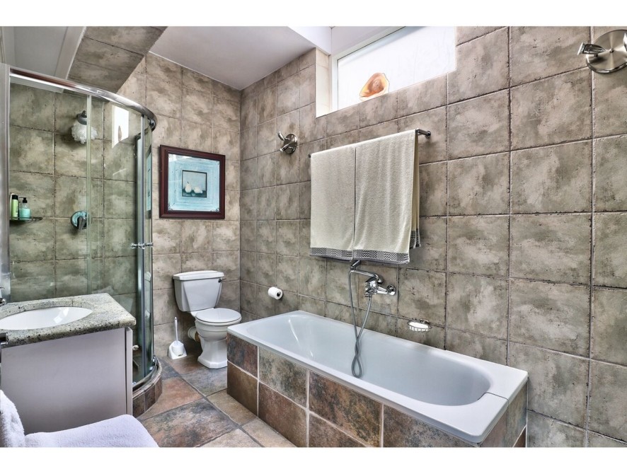 cR63sKHg.jpeg-886x670