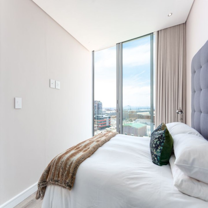 802 The Yacht Club-12