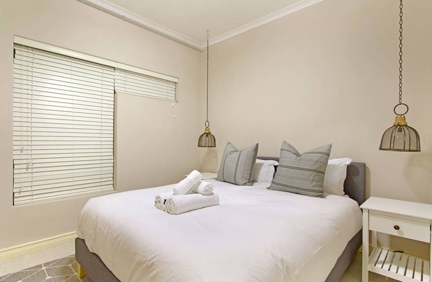 26798_1539610974-5209070914_4