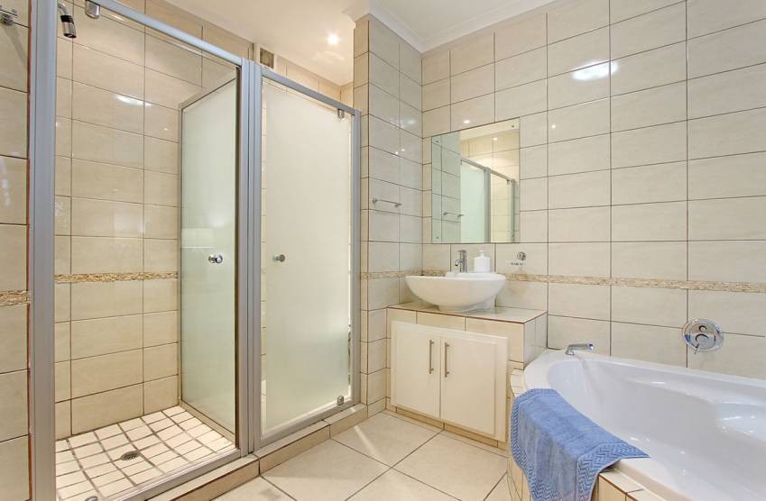 26798_1539610981-4478307501_6