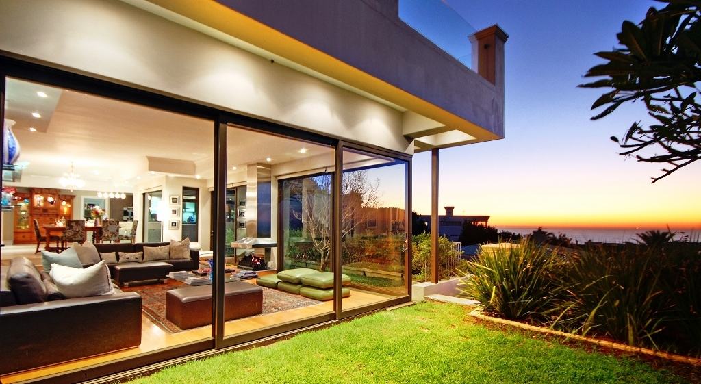 upper-garden-and-sitting-room