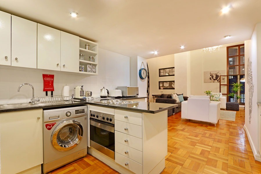 mh0203_01115374042877158