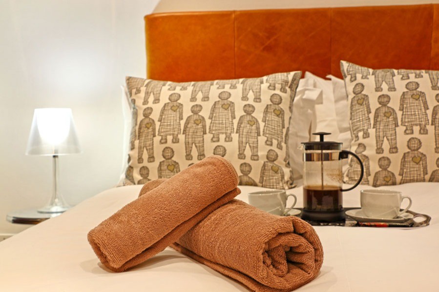 cr0608_01415373870981152