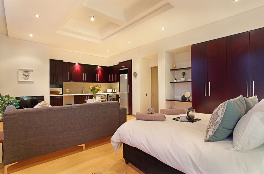 cr0608_01615373871140975